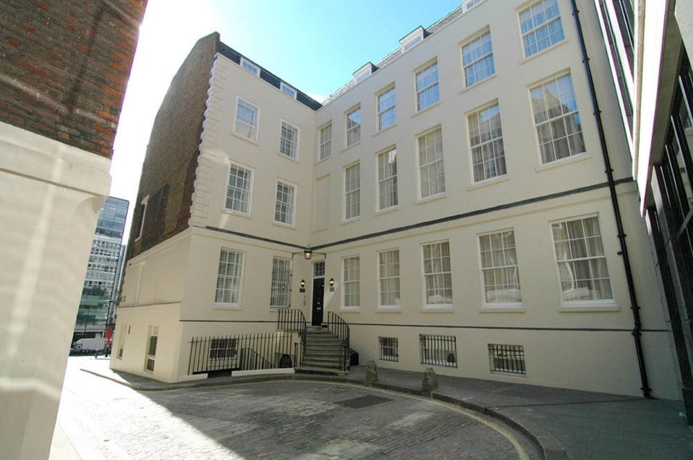Master Cannon London Exterior photo